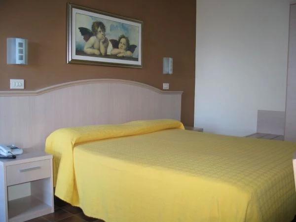 Albergo Girasole Frontemare San Benedetto del Tronto Luaran gambar